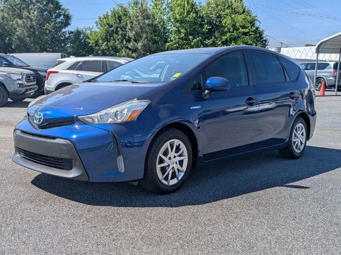 Used 2015 Toyota Prius V Three FWD image 9