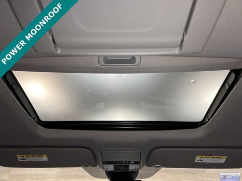 Used 2023 Honda Odyssey Touring image 5