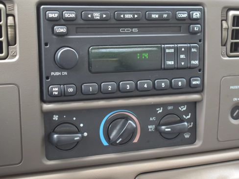 Used 2001 Ford F250 Lariat AWD/4WD image 57
