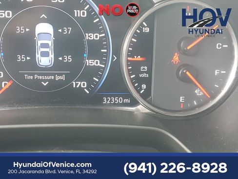 Used 2019 Chevrolet Blazer Premier w/ Sun and Wheels Package FWD image 28