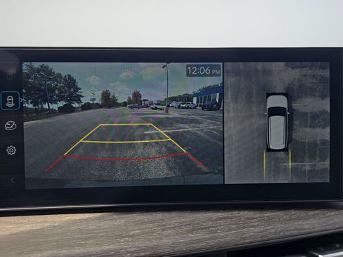 Used 2025 Hyundai Santa Fe Calligraphy FWD image 15