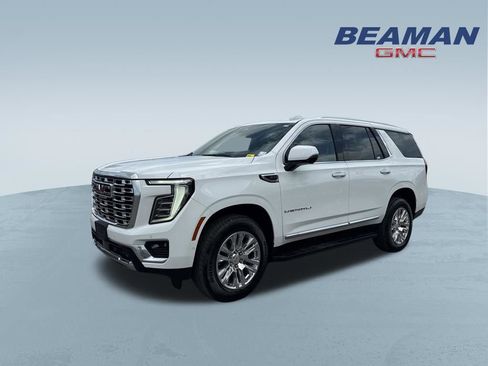 Used 2025 GMC Yukon Denali AWD/4WD image 3