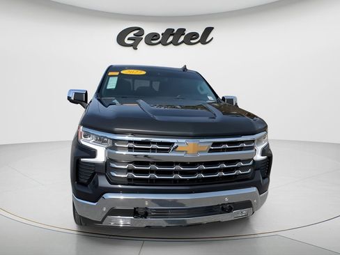 Used 2022 Chevrolet Silverado 1500 LTZ w/ LTZ Premium Package image 3