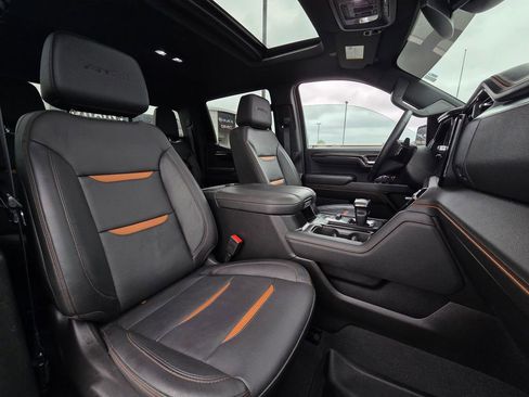 Used 2024 GMC Sierra 1500 AT4 w/ AT4 Premium Package image 30