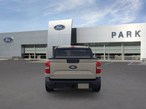 New 2025 Ford Maverick XLT image 5