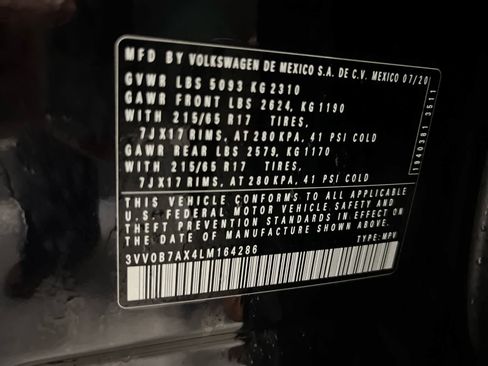 Used 2020 Volkswagen Tiguan S image 14