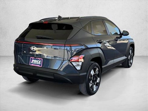 Used 2025 Hyundai Kona SEL AWD/4WD image 6