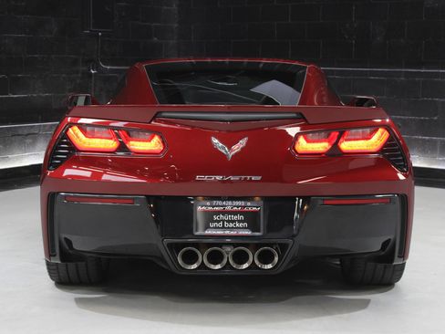 Used 2018 Chevrolet Corvette Stingray Coupe image 14