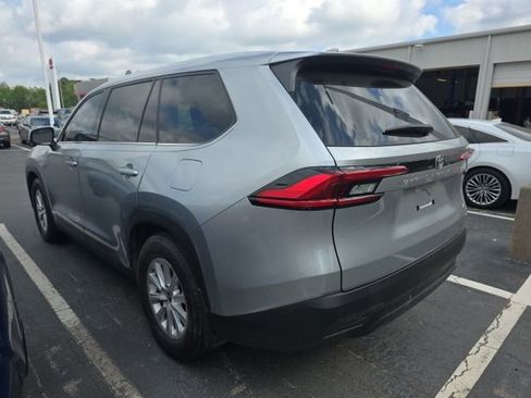 Used 2024 Toyota Grand Highlander XLE image 4