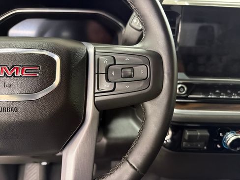Used 2026 GMC Sierra 1500 SLT AWD/4WD image 21