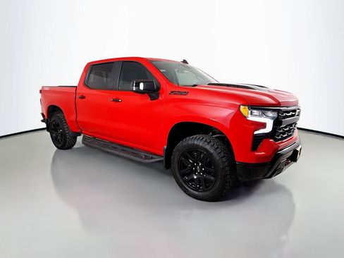 Used 2023 Chevrolet Silverado 1500 LT Trail Boss w/ LT Trail Boss Premium Package AWD/4WD image 1