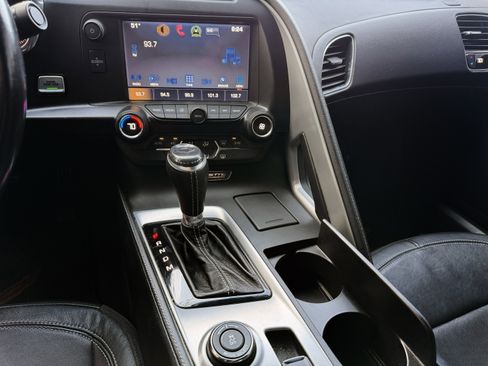 Used 2017 Chevrolet Corvette Stingray Coupe w/ 1LT RWD image 12