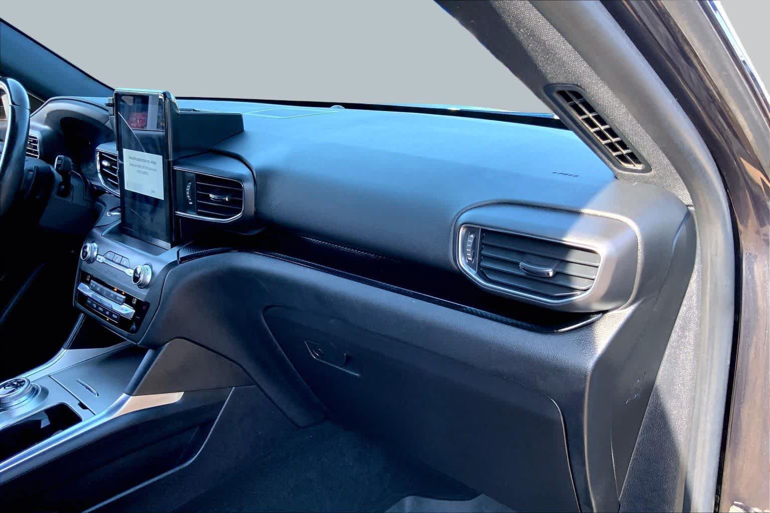 Used 2020 Ford Explorer ST w/ Premium Technology Package AWD/4WD image 13