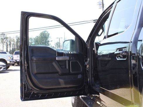 Used 2018 Ford F150 Raptor w/ Equipment Group 802A Luxury image 39