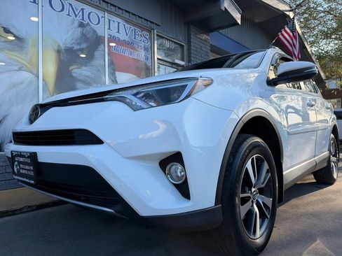 Used 2018 Toyota RAV4 XLE w/ Plus Extra Value Package image 7