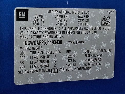 Used 2018 Chevrolet Express 2500 w/ Driver Convenience Package image 27