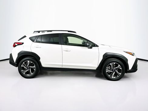 Used 2024 Subaru Crosstrek 2.0i Premium image 10