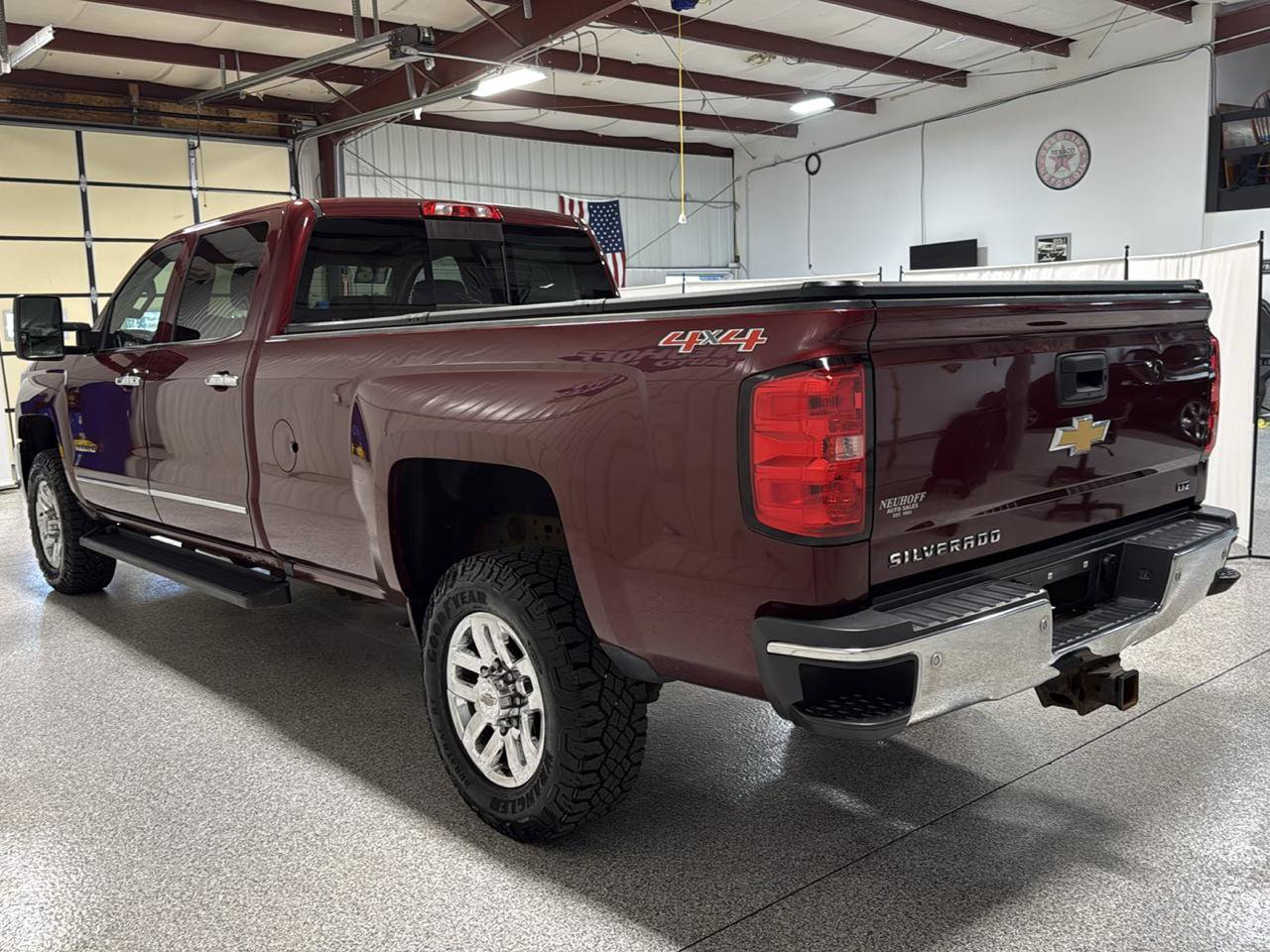 Used 2016 Chevrolet Silverado 2500 LTZ w/ LTZ Plus Package AWD/4WD image 4