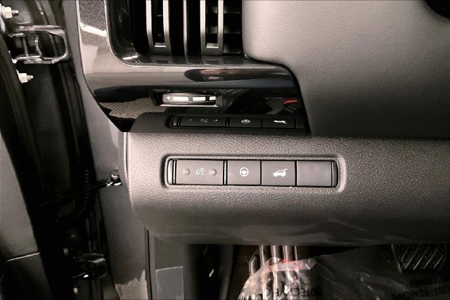 New 2026 Nissan Pathfinder SV FWD image 29