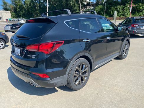 Used 2018 Hyundai Santa Fe Sport w/ 2.0T Ultimate Tech Package 05 AWD/4WD image 6