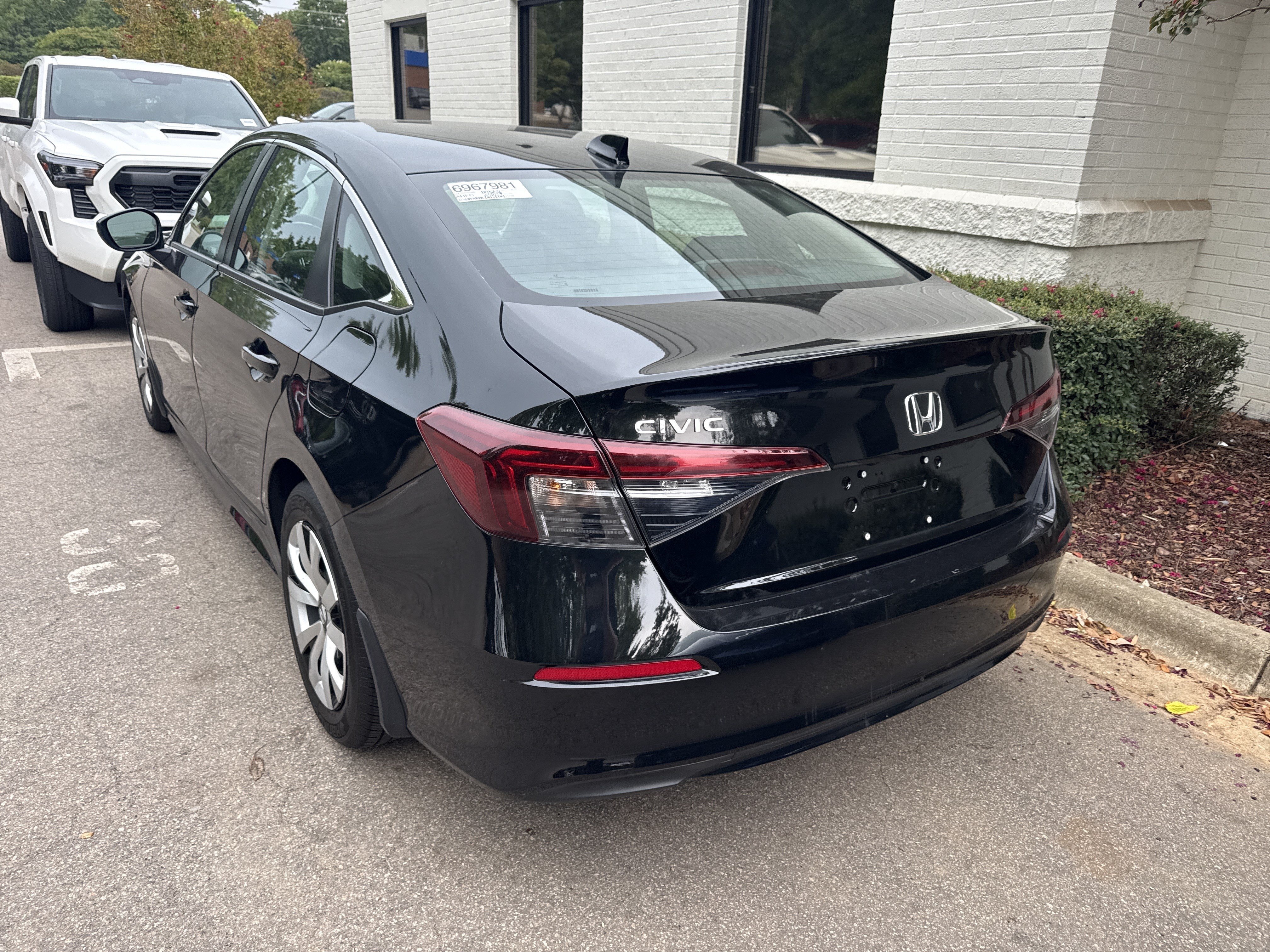 Used 2026 Honda Civic LX image 43