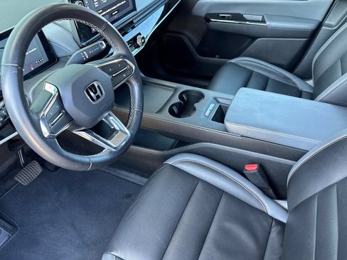 Used 2024 Honda Prologue Touring image 12