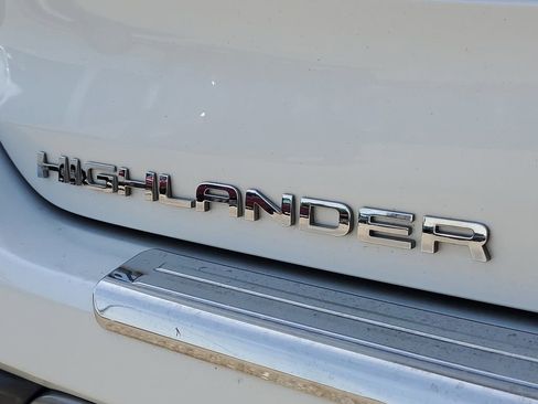 Used 2022 Toyota Highlander Platinum AWD/4WD image 6