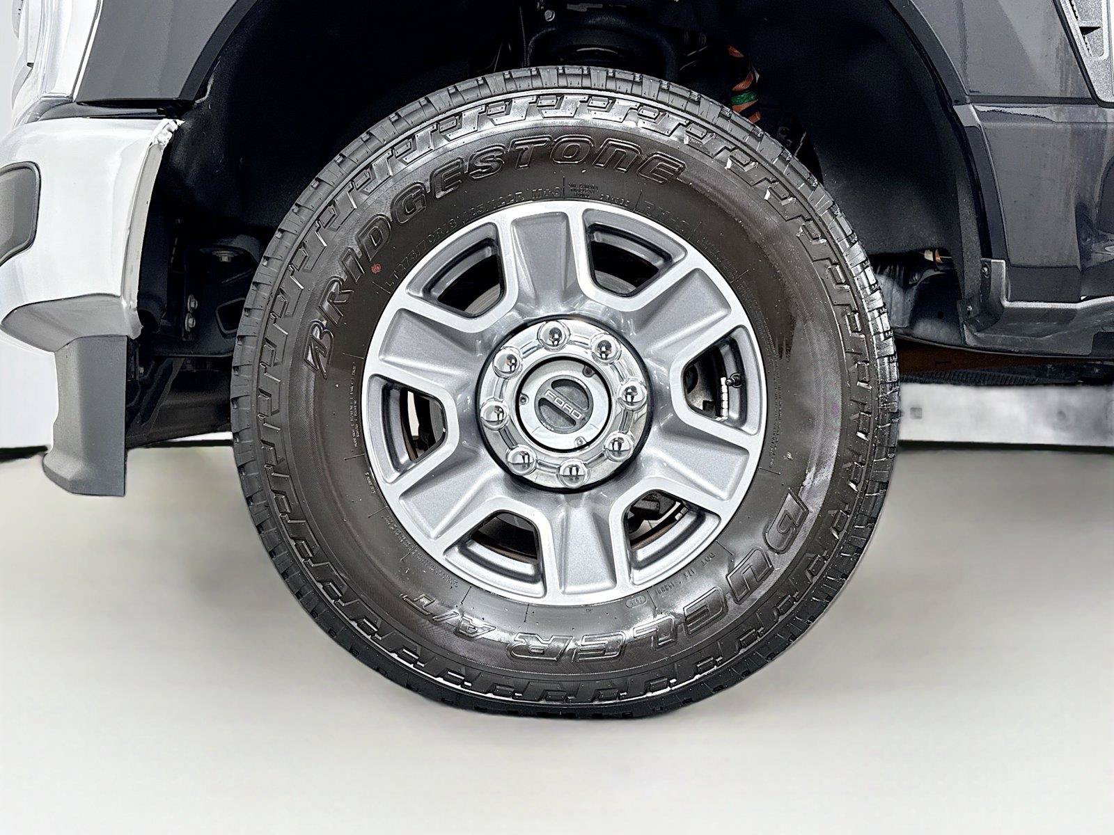 Used 2026 Ford F250 Lariat AWD/4WD image 42