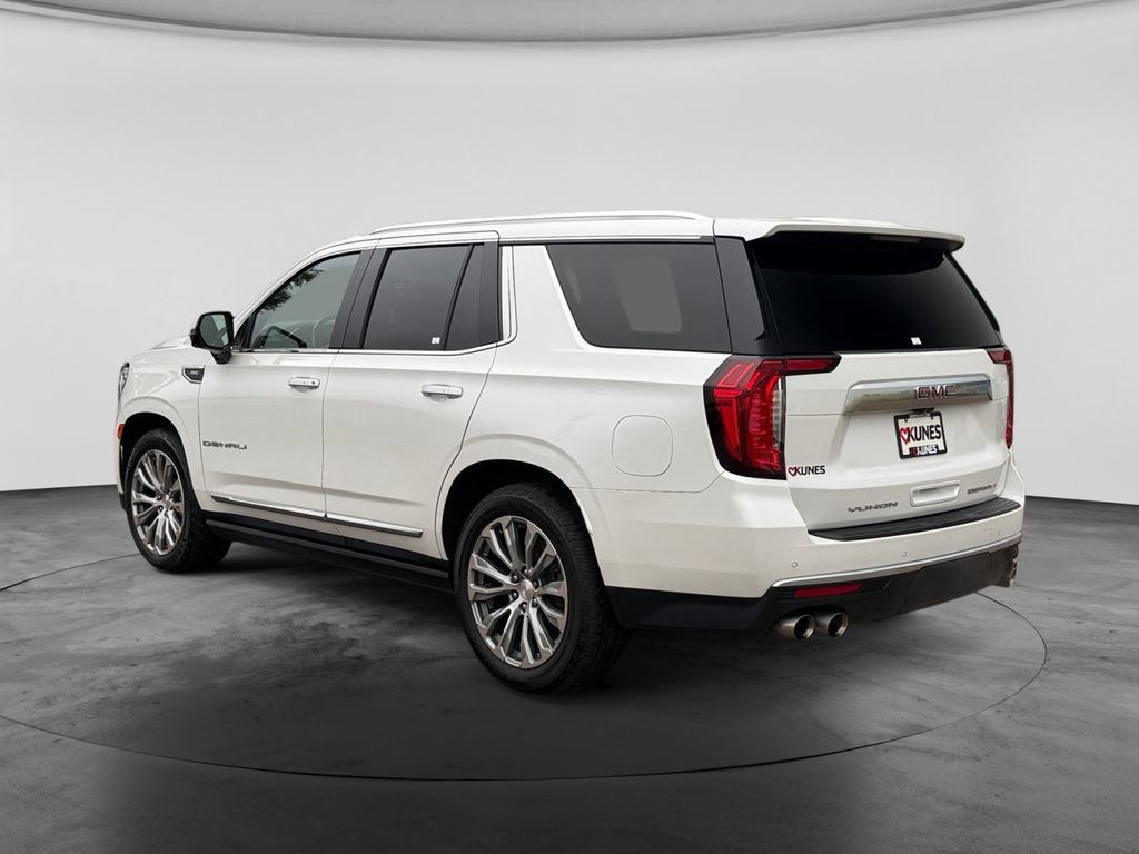 Used 2021 GMC Yukon Denali w/ Denali Ultimate Package AWD/4WD image 8