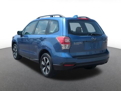 Used 2018 Subaru Forester 2.5i w/ Alloy Wheel Package AWD/4WD image 4