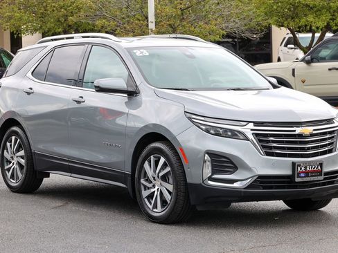 Used 2023 Chevrolet Equinox Premier FWD image 26
