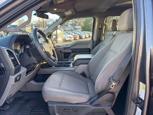 Used 2022 Ford F250 XLT w/ XLT Premium Package image 10