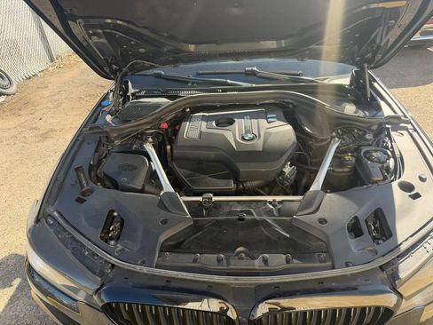 Used 2019 BMW 530i xDrive w/ Premium Package AWD/4WD image 25