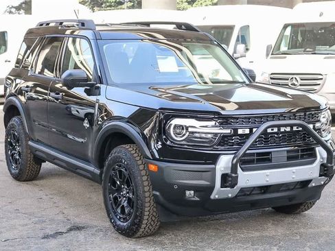 New 2025 Ford Bronco Sport Outer Banks w/ Sasquatch Outer Banks Package image 3