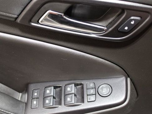 Used 2018 Chevrolet Tahoe LT w/ LT Signature Package image 21