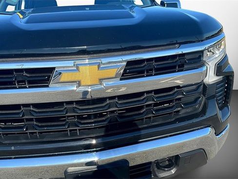 Used 2022 Chevrolet Silverado 1500 LT image 28