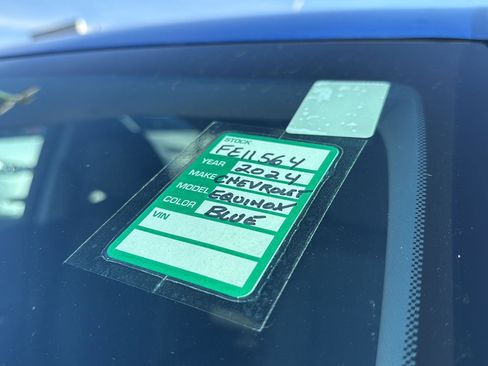 Used 2024 Chevrolet Equinox LT image 34