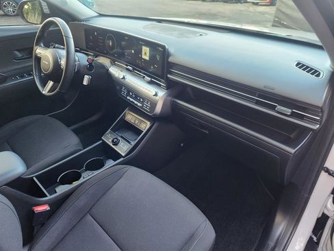 Certified 2024 Hyundai Kona SEL w/ Convenience Package image 13