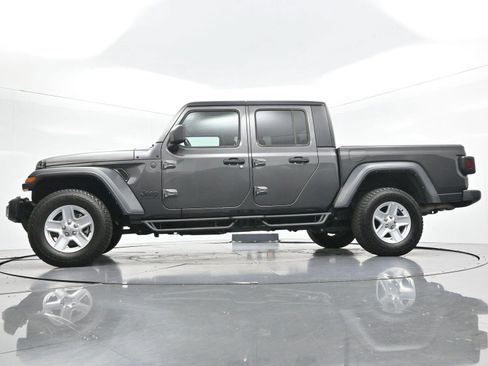 Used 2023 Jeep Gladiator Sport AWD/4WD image 42