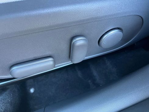 Used 2025 Hyundai Kona SEL image 23