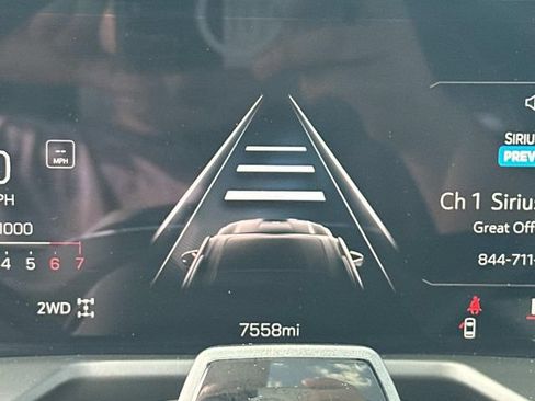 Certified 2025 GMC Acadia Denali w/ Super Cruise Package AWD/4WD image 11