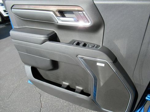 Certified 2023 Chevrolet Silverado 1500 RST w/ All Star Edition Plus image 29