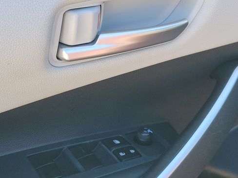 Used 2024 Toyota Corolla SE FWD image 24