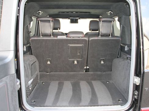 Used 2020 Mercedes-Benz G 63 AMG 4MATIC w/ G Manufaktur Interior Package image 22