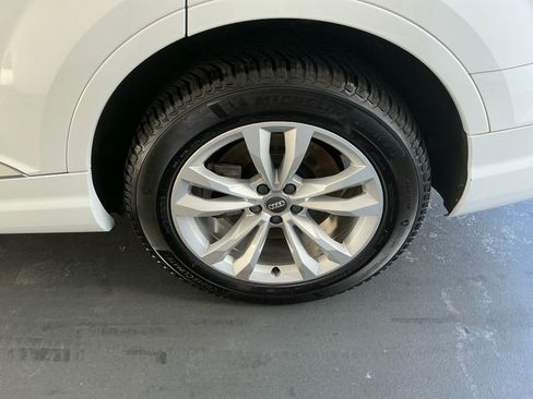 Used 2017 Audi Q7 3.0T Premium Plus image 22