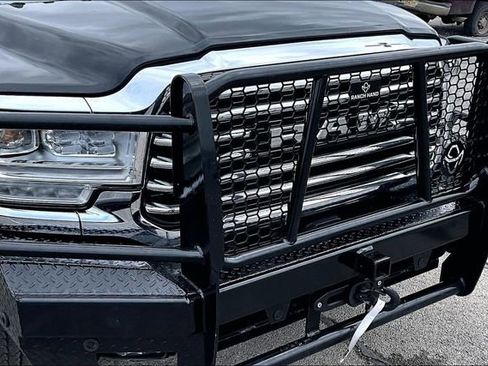 Used 2024 RAM 3500 Limited w/ Towing Technology Group image 34