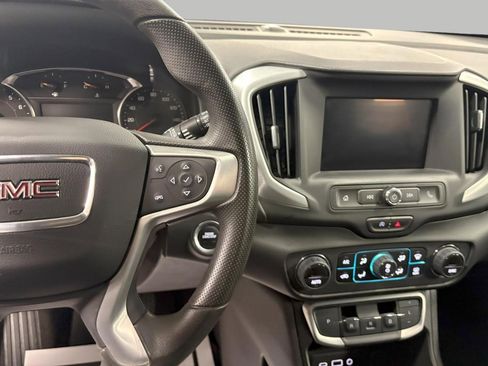 Certified 2024 GMC Terrain SLE w/ Driver Convenience Package image 18
