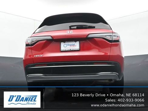 Used 2023 Honda HR-V EX-L image 11