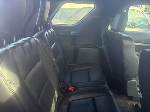 Used 2019 Ford Explorer XLT w/ Equipment Group 202A image 11