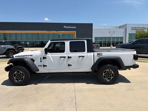 Used 2021 Jeep Gladiator Mojave AWD/4WD image 2